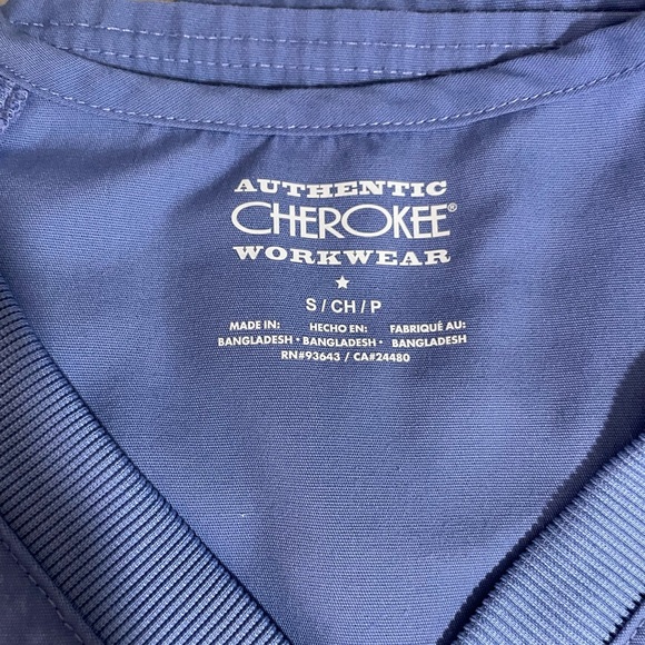 Scrub Set - Picture 2 of 6